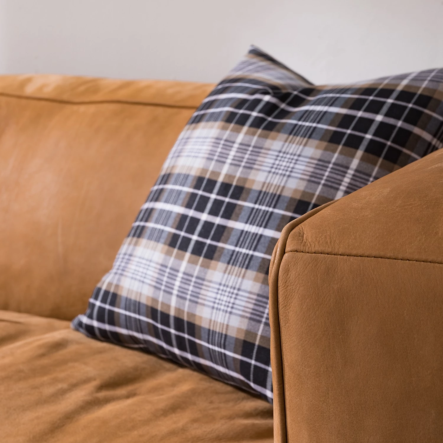 Ars manufacti Canapé Pentre (3 places) Cuir véritable - Marron clair 23 Ars manufacti Canapé Pentre (3 places) Cuir véritable - Marron clair – Image 23