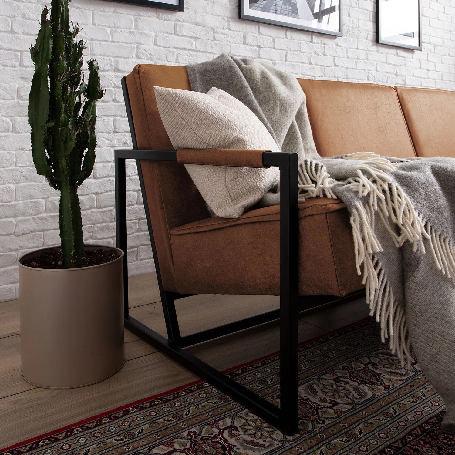 Ars manufacti Canapé Rhode (3 places) - Brun 10 Ars manufacti Canapé Rhode (3 places) - Brun – Image 10