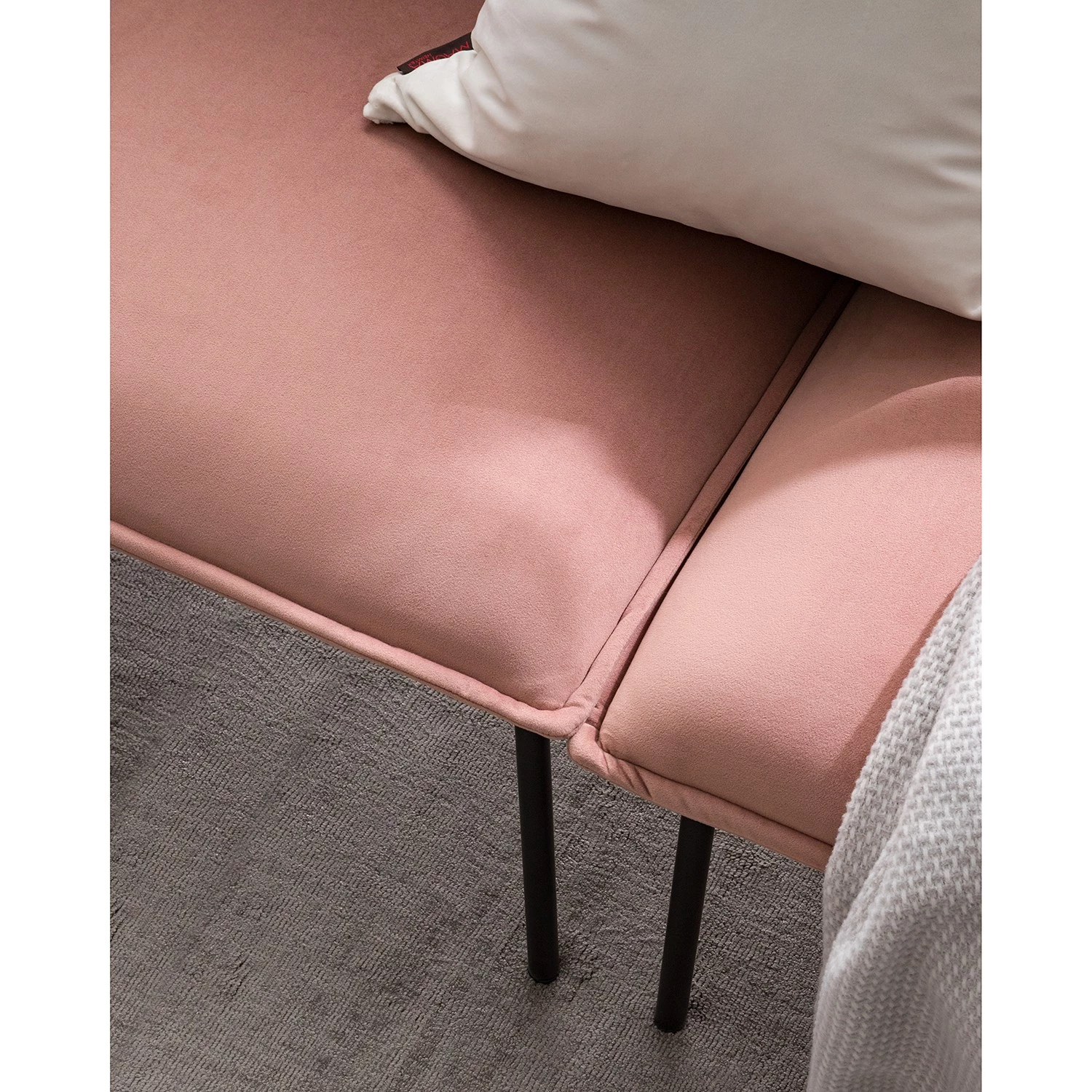 Jack & Alice Canapé d’angle Dorado - Velours - Rose vieilli 11 Jack & Alice Canapé d’angle Dorado - Velours - Rose vieilli – Image 11