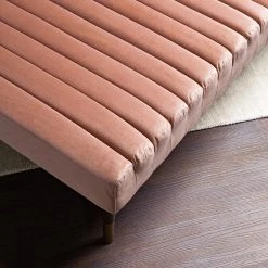 Jack & Alice Méridienne Bellbird - Velours - Mauve 29 Jack & Alice Méridienne Bellbird - Velours - Mauve -Canapés Soldes Magasin 1000179442 200417 17493700012 DETAILS P000000001000179442