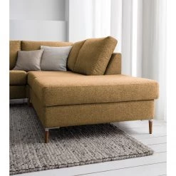 Studio Copenhagen Canapé d’angle COSO Classic+ ottomane - Tissu Inze: Marron clair - Largeur : 311 cm - Méridienne longue à droite (vue de face) - Coffre de lit - Chêne foncé -Canapés Soldes Magasin 1000212907 201008 13302900538 DETAILS P000000001000212907