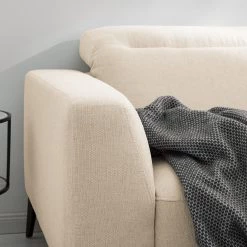 Studio Copenhagen Canapé d’angle Berrie I - Tissu Saia: Beige - Largeur : 266 cm - Méridienne courte à droite (vue de face) -Canapés Soldes Magasin 1000217440 210222 09071800163 DETAILS P000000001000217440