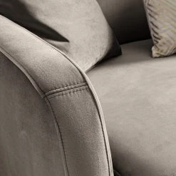 Jack & Alice Canapé convertible Teresina - Velours - Platine - Largeur : 212 cm - Alignement à droite 34 Jack & Alice Canapé convertible Teresina - Velours - Platine - Largeur : 212 cm - Alignement à droite -Canapés Soldes Magasin 1000218382 211006 06152000307 DETAILS P000000001000218382