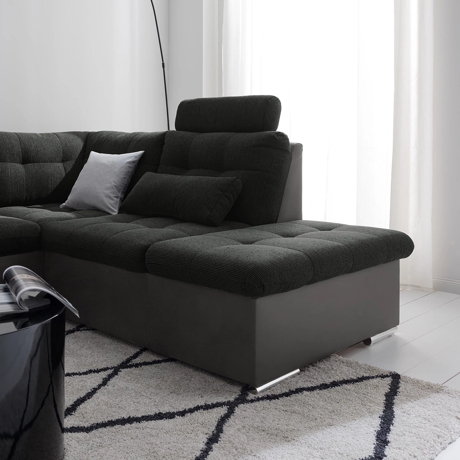 Fredriks Canapé panoramique Puntiro - Imitation cuir / Tissu structuré - Cuir synthétique Lilo / Tissu structuré Satur: Gris foncé / Anthracite 16 Fredriks Canapé panoramique Puntiro - Imitation cuir / Tissu structuré - Cuir synthétique Lilo / Tissu structuré Satur: Gris foncé / Anthracite – Image 16