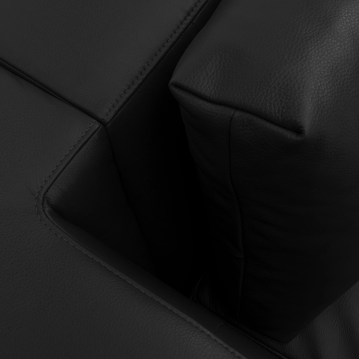 Studio Copenhagen Canapé Madison (3 places) - Cuir véritable Neka : Noir 7 Studio Copenhagen Canapé Madison (3 places) - Cuir véritable Neka : Noir – Image 7