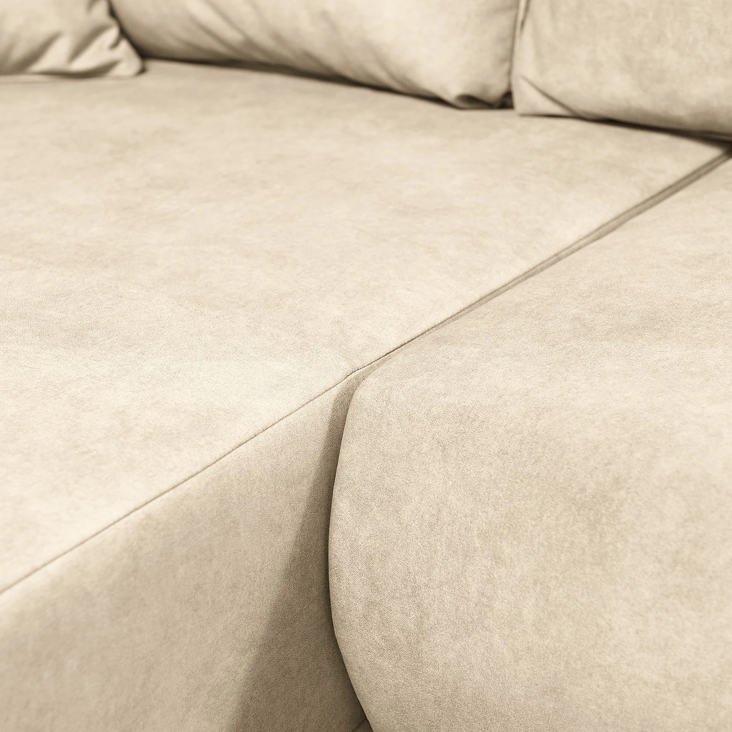 Fredriks Canapé panoramique Togari - Velours Cloe: Sable - Méridienne courte à gauche / longue à droite (vue de face) 11 Fredriks Canapé panoramique Togari - Velours Cloe: Sable - Méridienne courte à gauche / longue à droite (vue de face) – Image 11