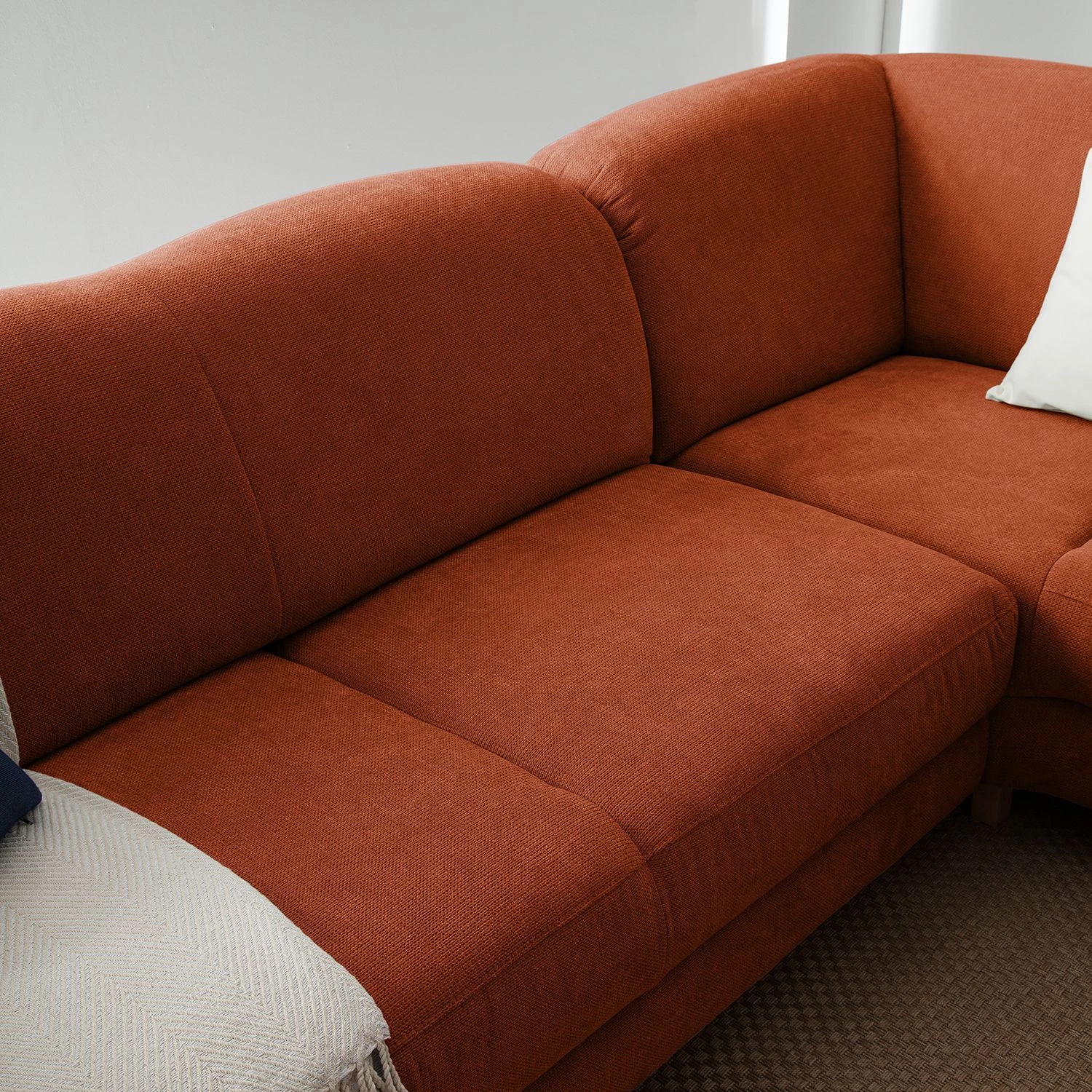 Ars Natura Canapé d'angle Cebu - Marron miel - Méridienne longue à droite (vue de face) - Avec réglage de la profondeur d'assise 8 Ars Natura Canapé d'angle Cebu - Marron miel - Méridienne longue à droite (vue de face) - Avec réglage de la profondeur d'assise – Image 8