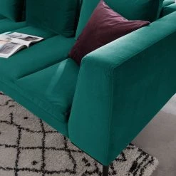 Studio Copenhagen Canapé d’angle Madison III - Velours Shyla: Pétrol - Angle à gauche (vu de face) 11 Studio Copenhagen Canapé d’angle Madison III - Velours Shyla: Pétrol - Angle à gauche (vu de face) -Canapés Soldes Magasin ecksofa madison iii samt 3 sitzer davorstehend links stoff shyla petrol 5169732