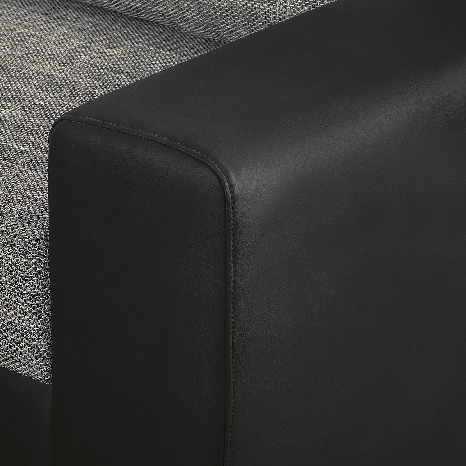 Roomscape Canapé panoramique Berrings - Convertible - Imitation cuir / Tissu structuré - Noir / Gris - Méridienne courte à gauche (vue de face) 26 Roomscape Canapé panoramique Berrings - Convertible - Imitation cuir / Tissu structuré - Noir / Gris - Méridienne courte à gauche (vue de face) – Image 26